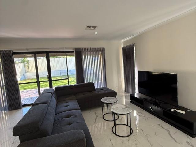 Room for rent in Stirling, Western Australia