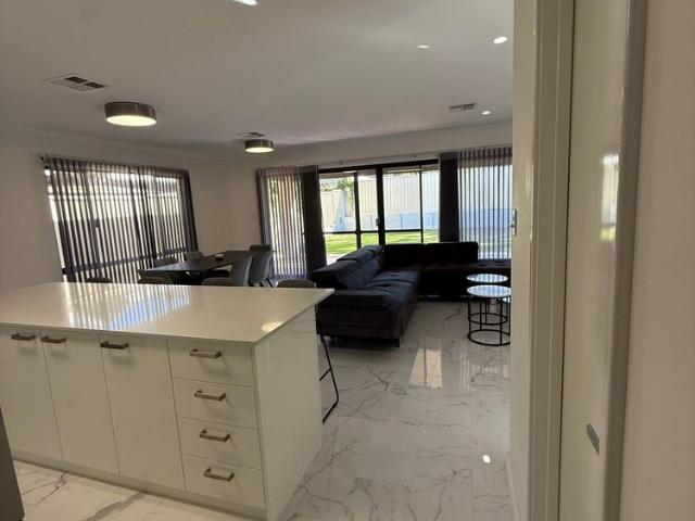 Room for rent in Stirling, Western Australia