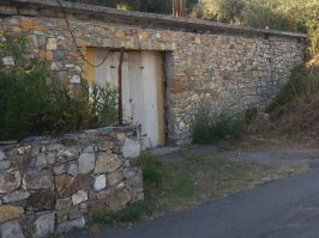 Capannone in vendita a Diano Castello, Liguria