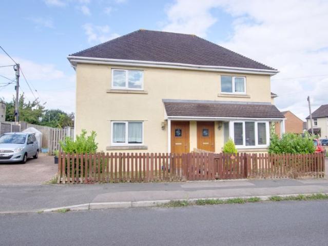 House for rent in Corsham