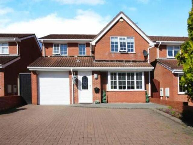 House for sale in Camp Hill, Warwickshire