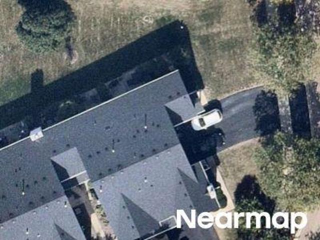 Townhouse for sale in Aurora, Illinois