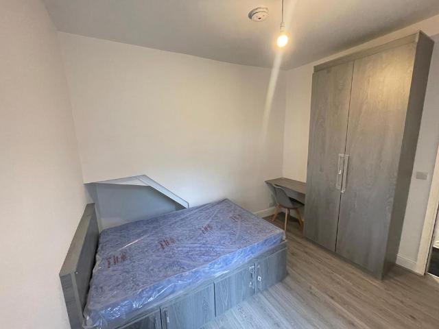 House for rent in Georgia, Greater Manchester