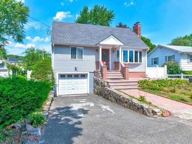 House for sale in Braintree, Massachusetts