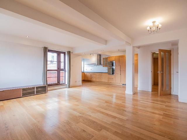 Apartment for rent in City Centre, Georgia