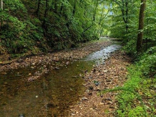 Land for sale in Dickson, Tennessee