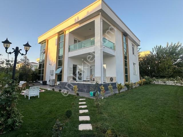 Sur, Diyarbakir içerisinde satılık Villa