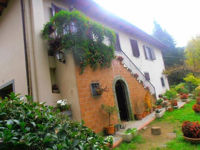 Villa Indipendente in vendita a Dicomano, Toscana