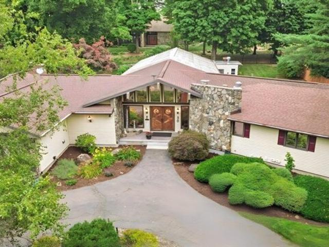 House for sale in Hampden, Massachusetts