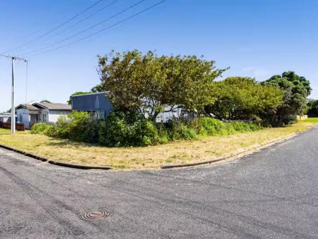 House for sale in Taranaki