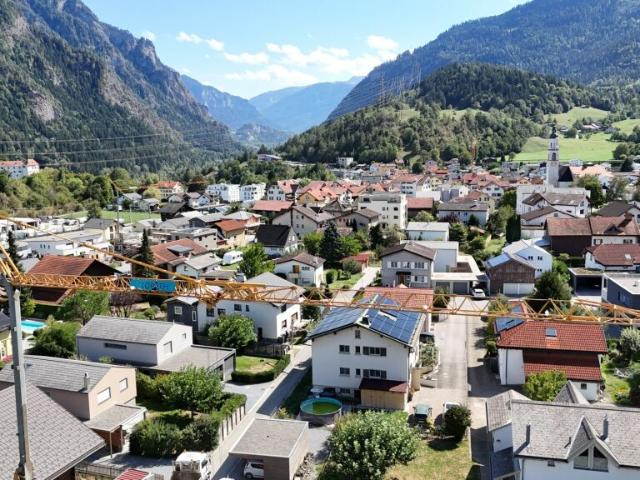 Attikawohnung kaufen in Rhäzüns, Graubünden