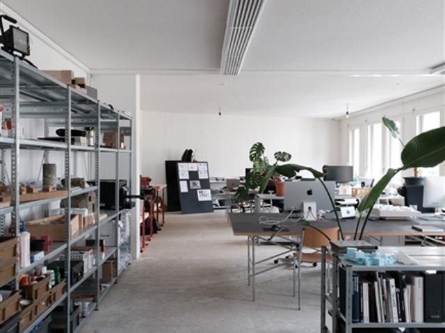 Büro mieten in Einigen, Zürich