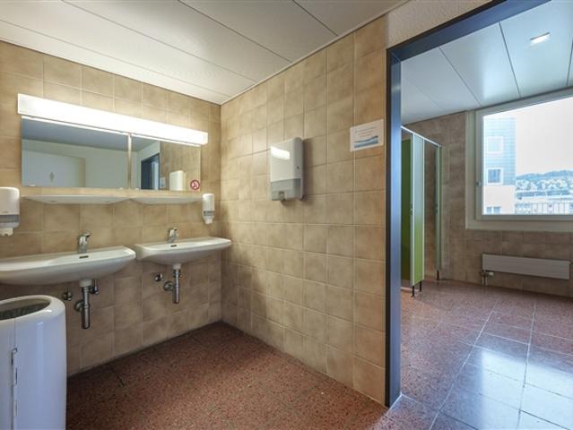 Büro mieten in Einigen, Zürich