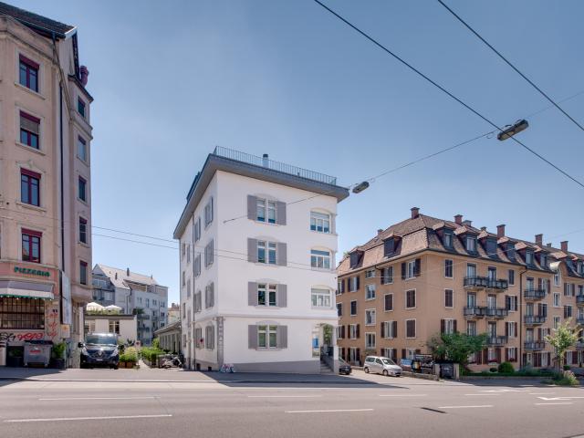 Apartment mieten in Einigen, Zürich