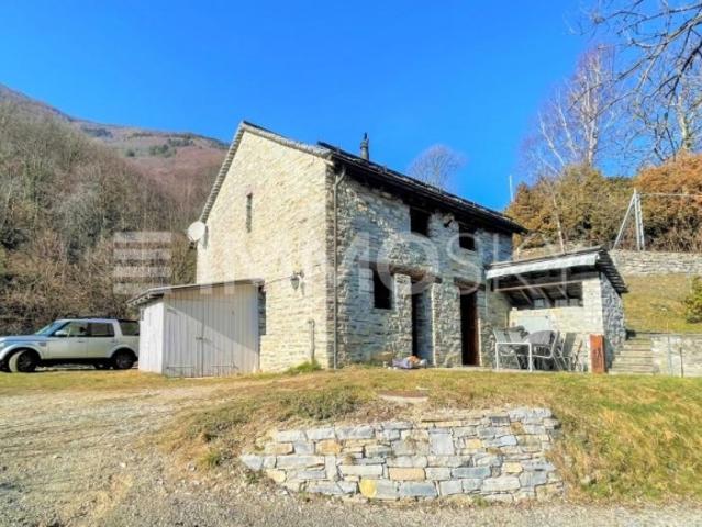 Haus kaufen in Castel San Pietro, Tessin