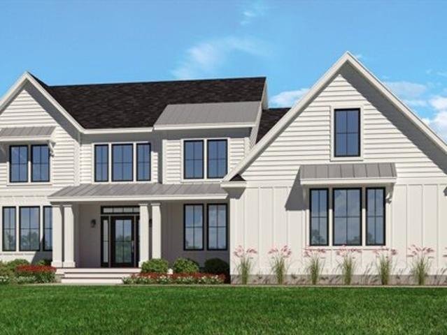 House for sale in Lincoln, Rhode Island