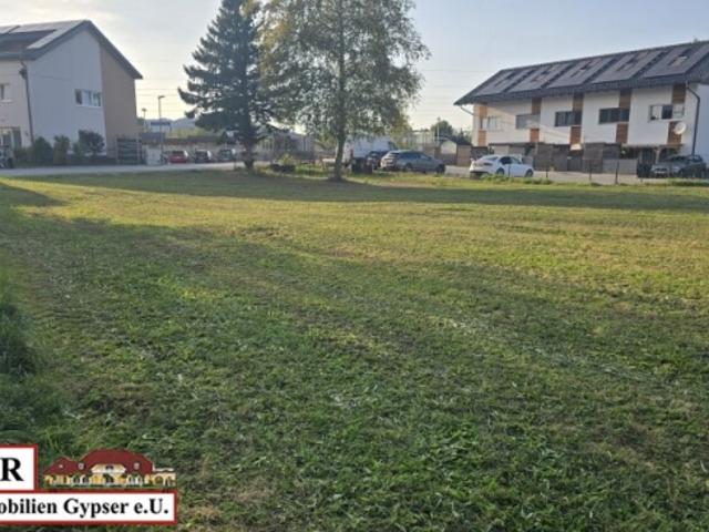 Grundstück kaufen in Straßwalchen, Bezirk Salzburg-Umgebung