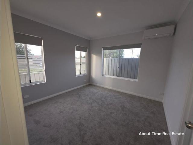 Townhouse for rent in Koondoola, Western Australia