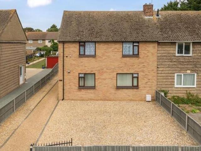 House for sale in Brayford, Lincolnshire