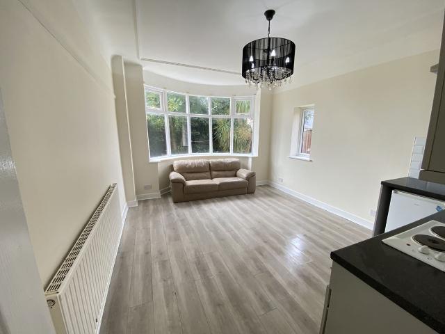 Apartment for rent in Moreton, Wirral
