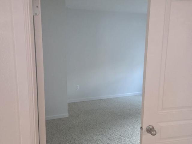 Room for rent in Redmond, Washington