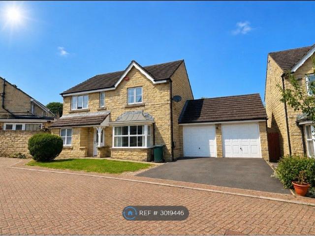 House for rent in Westwood Park, West Yorkshire