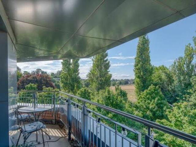 House for sale in Diglis, Worcestershire