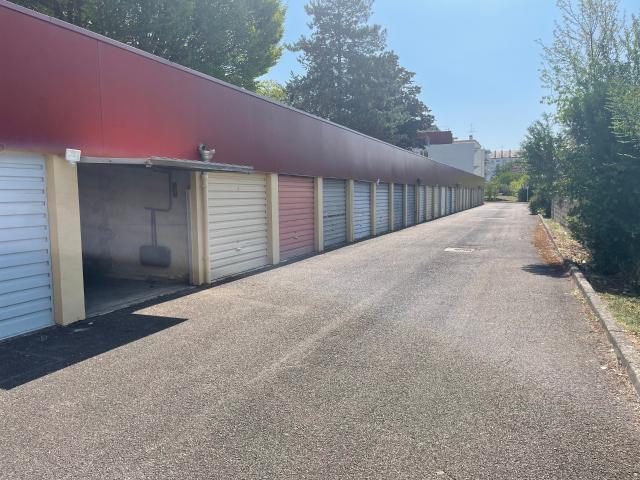 Garage vente à Dijon