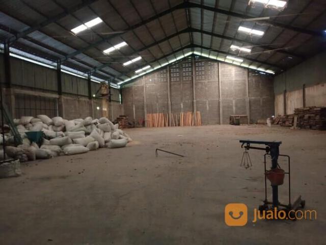 Gudang dijual di Jombang