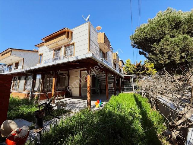 Dikili, İzmir içerisinde kiralık Villa