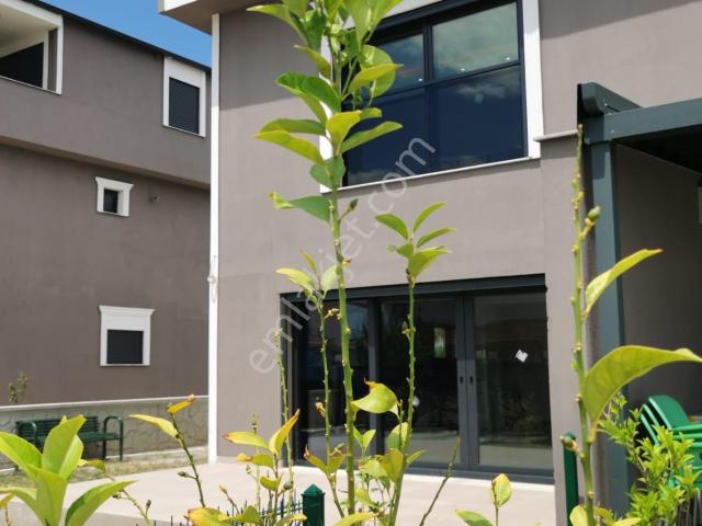 Dikili, İzmir içerisinde satılık Villa