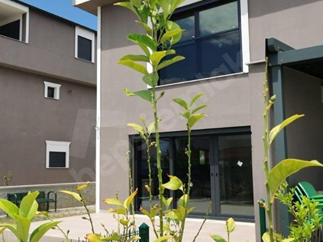 Dikili, İzmir içerisinde satılık Villa