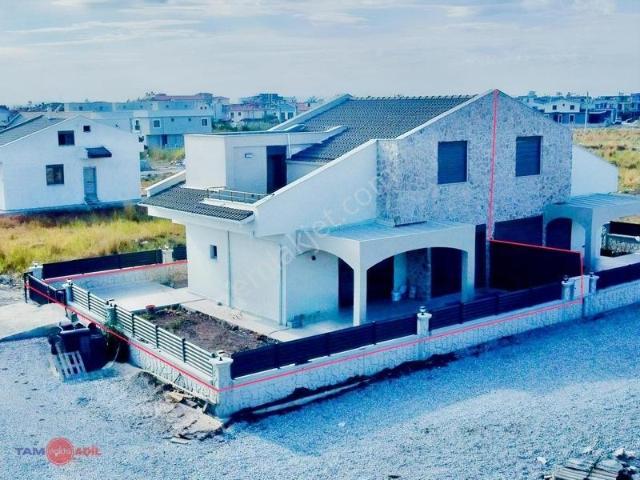 Dikili, İzmir içerisinde satılık Villa