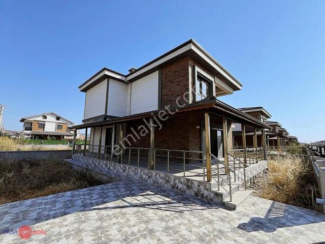 Dikili, İzmir içerisinde satılık Villa