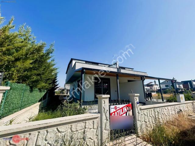 Dikili, İzmir içerisinde satılık Villa