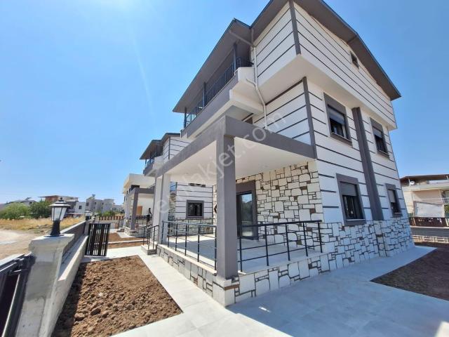 Dikili, İzmir içerisinde satılık Villa