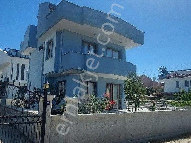 Dikili, İzmir içerisinde satılık Villa