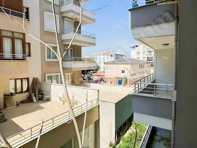 Dikili, İzmir içerisinde kiralık mülk