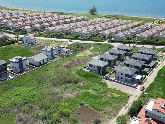 Dikili, İzmir içerisinde satılık Arsa