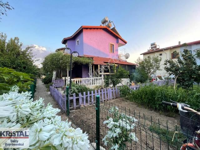 Dikili, İzmir içerisinde kiralık Villa