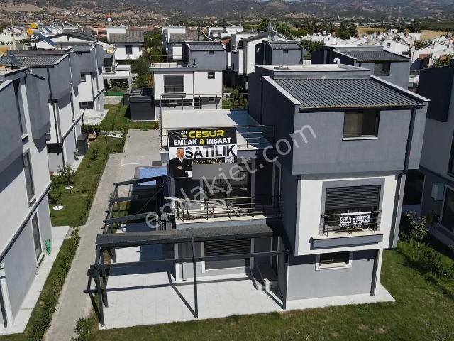 Salihleraltı, Dikili içerisinde satılık Villa