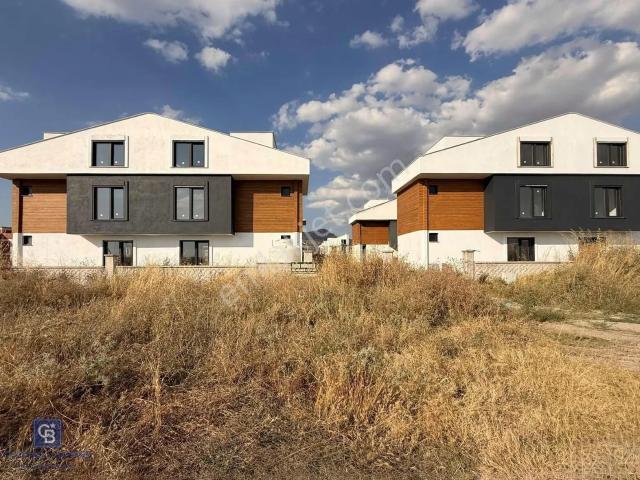 Dikili, İzmir içerisinde satılık Villa