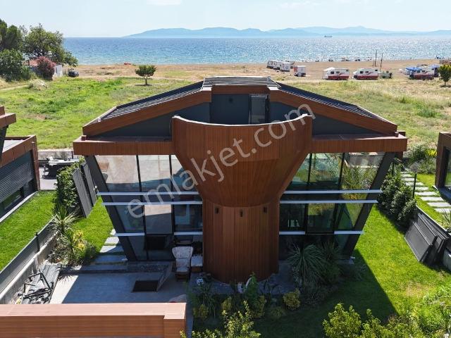 Dikili, İzmir içerisinde satılık Villa