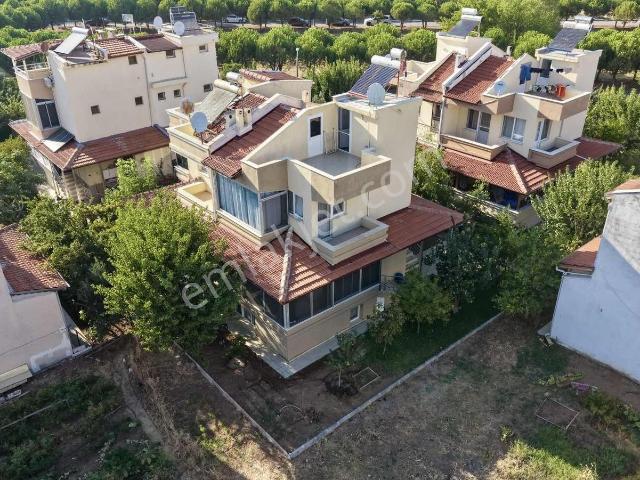 Dikili, İzmir içerisinde satılık Villa