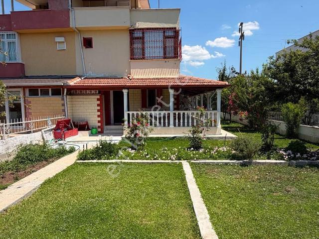 Dikili, İzmir içerisinde satılık Villa