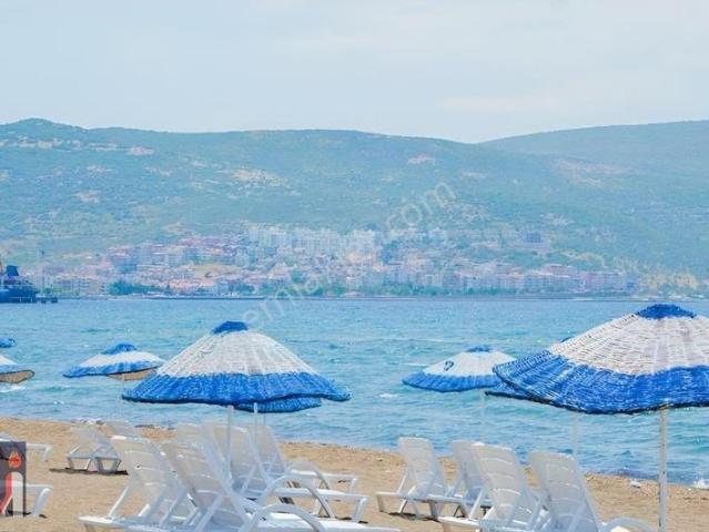 Cumhuriyet Mahallesi, Dikili içerisinde satılık Villa