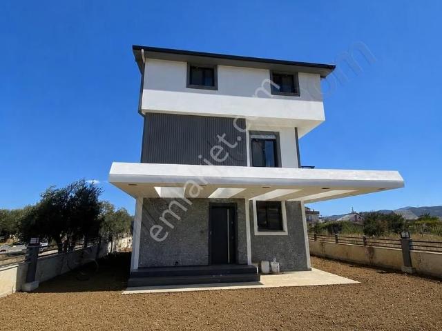 Dikili, İzmir içerisinde satılık Villa