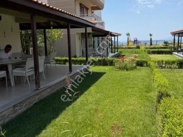Dikili, İzmir içerisinde satılık Villa