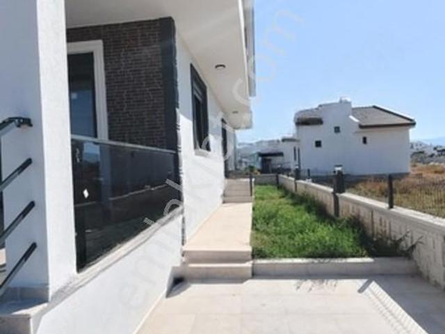 Cumhuriyet Mahallesi, Dikili içerisinde satılık Villa