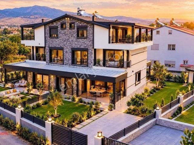 Cumhuriyet Mahallesi, Dikili içerisinde satılık Villa